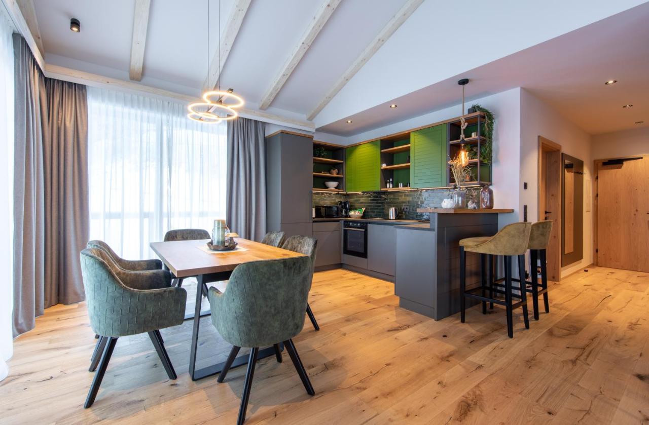 Hoeflehner Premium Eco Lodge Haus im Ennstal Ngoại thất bức ảnh