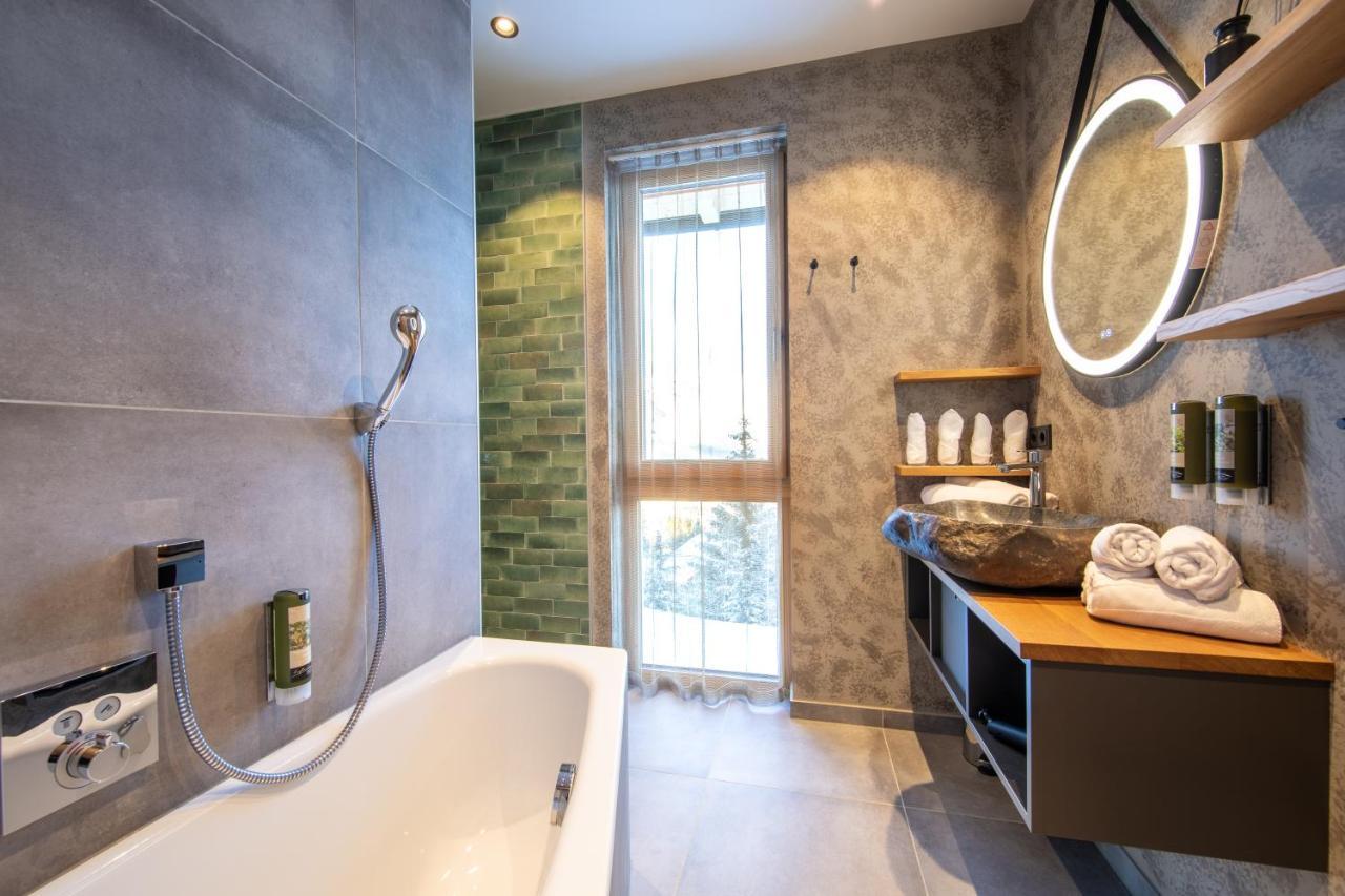 Hoeflehner Premium Eco Lodge Haus im Ennstal Ngoại thất bức ảnh